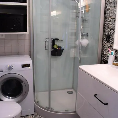 Lejlighed Renove A Avec Vue Sur Et Parking - Fr-1-368-117
